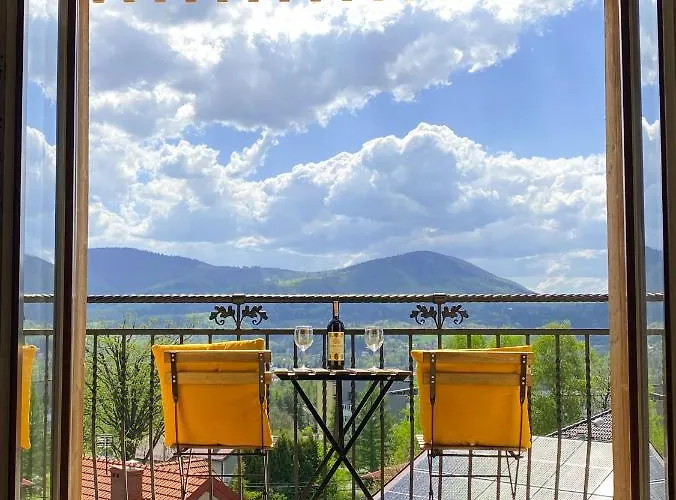 Beskidzkie Tarasy 公寓式酒店 3*